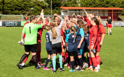 Diva’s are mascots for Worthing Women’s FA Cup Game!!